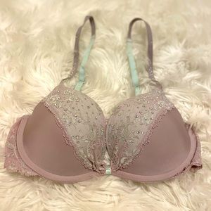 Victoria’s Secret padded Demi bra 32C